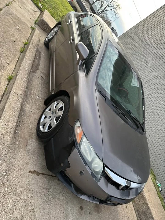 2009 Honda Civic 8th Gen - Image 4 of 12