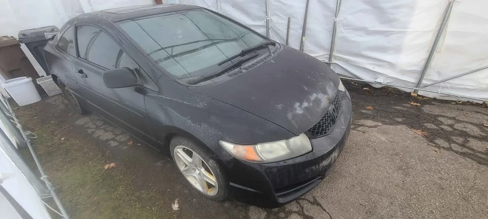 2009 Honda Civic 8th Gen - Image 3 of 4