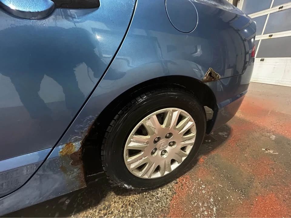 2009 Honda Civic 8th Gen - Image 8 of 9