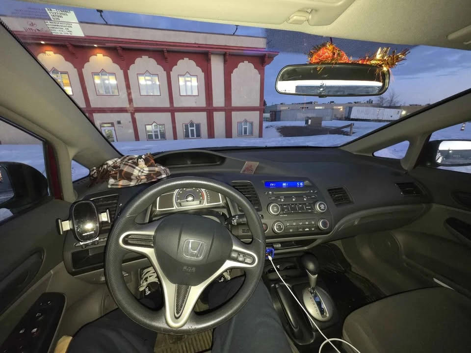 2009 Honda Civic 8th Gen - Image 6 of 8