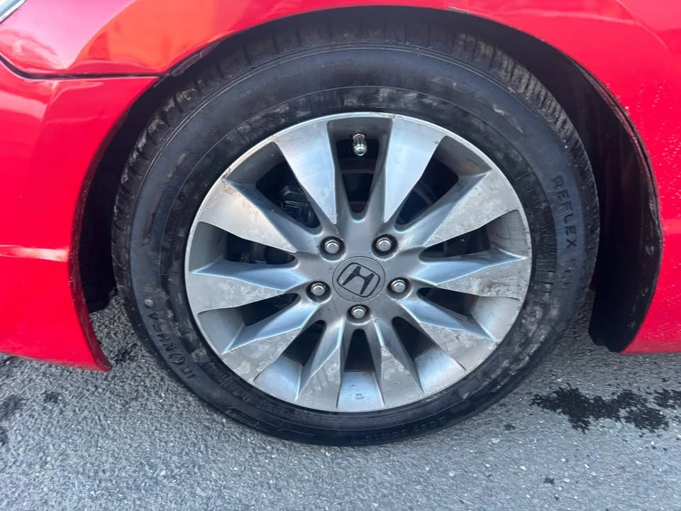 2009 Honda Civic 8th Gen - Image 9 of 11