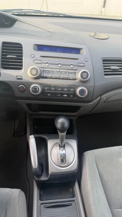 2009 Honda Civic 8th Gen - Image 10 of 12
