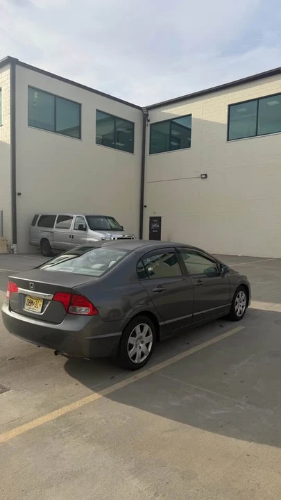2009 Honda Civic 8th Gen - Image 5 of 12