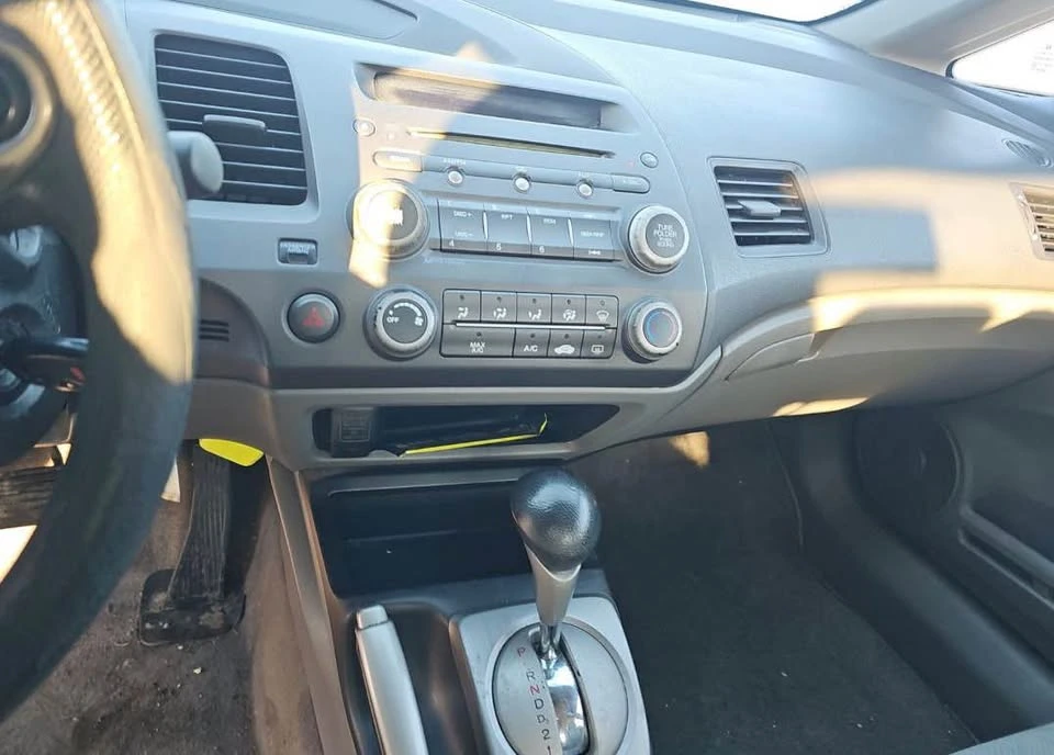 2009 Honda Civic 8th Gen - Image 6 of 7