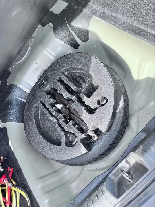 2009 Honda Civic 8th Gen - Image 12 of 12