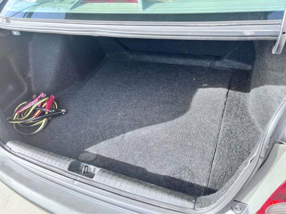 2009 Honda Civic 8th Gen - Image 11 of 12