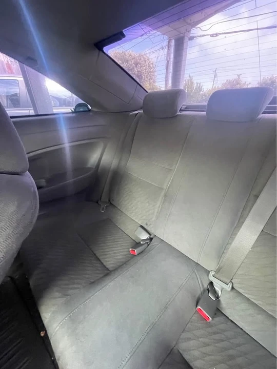 2009 Honda Civic 8th Gen - Image 6 of 6
