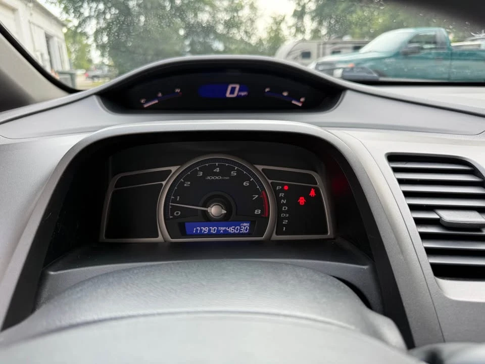 2009 Honda Civic 8th Gen - Image 13 of 15