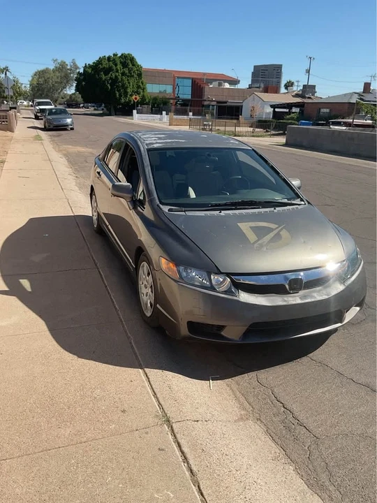 2009 Honda Civic 8th Gen - Image 2 of 10
