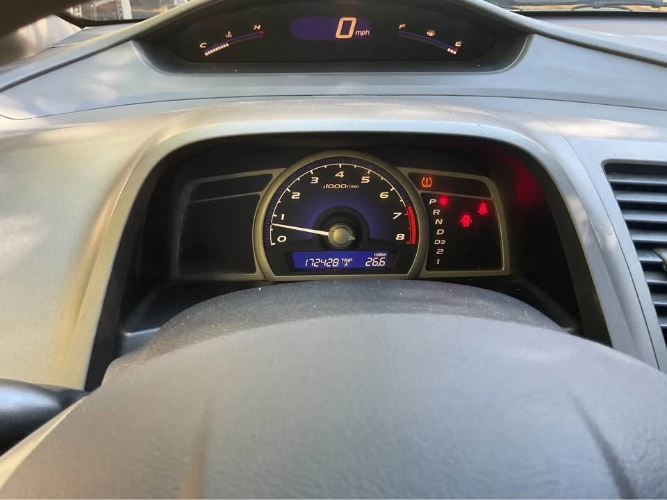 2009 Honda Civic 8th Gen - Image 7 of 10
