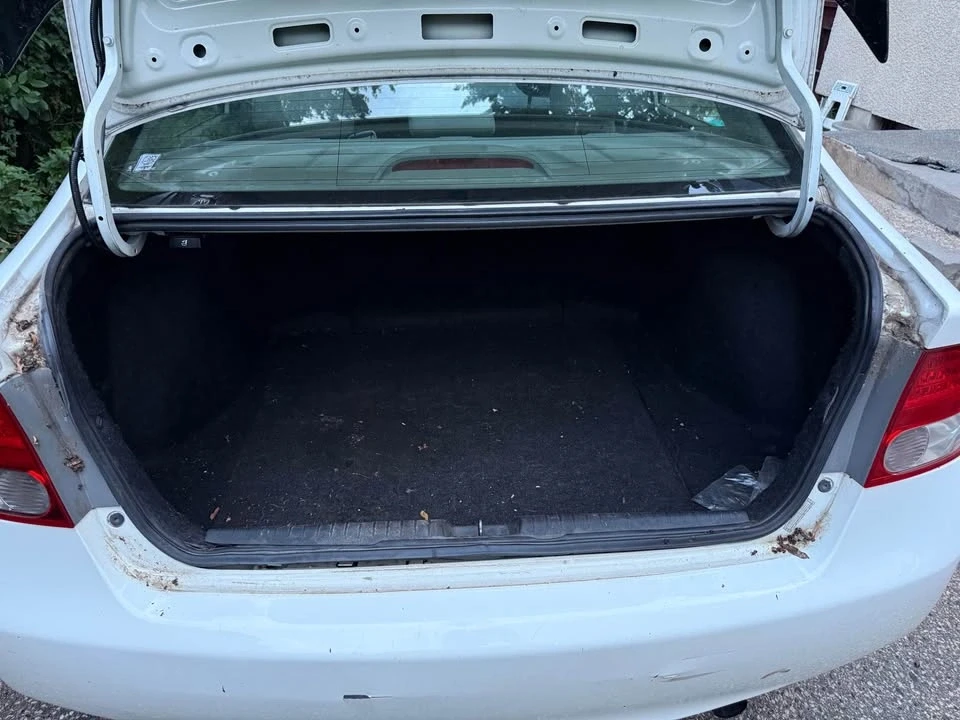 2009 Honda Civic 8th Gen - Image 11 of 12