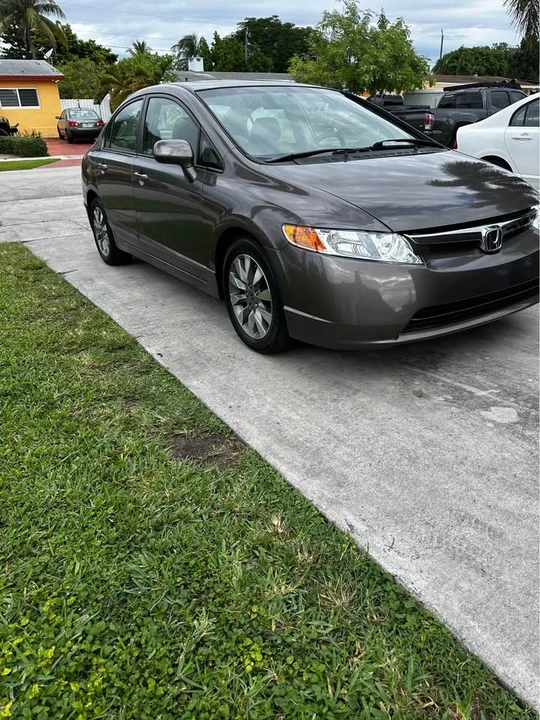 2009 Honda Civic 8th Gen - Image 4 of 8
