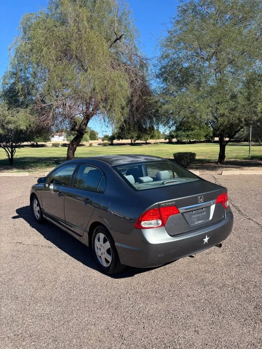 2009 Honda Civic 8th Gen - Image 3 of 5