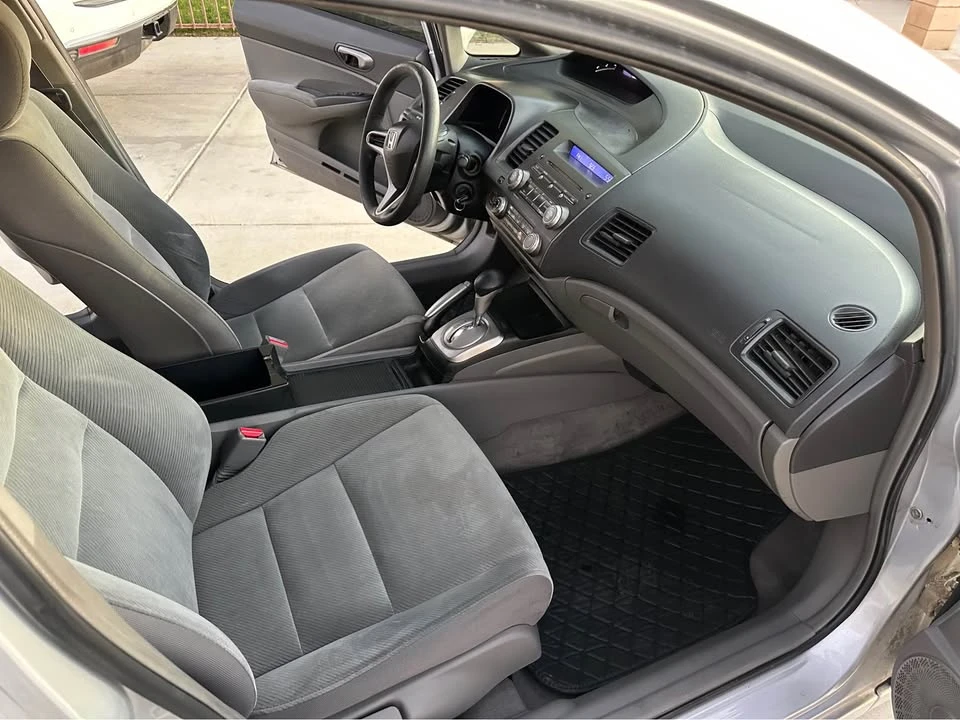 2009 Honda Civic 8th Gen - Image 12 of 13
