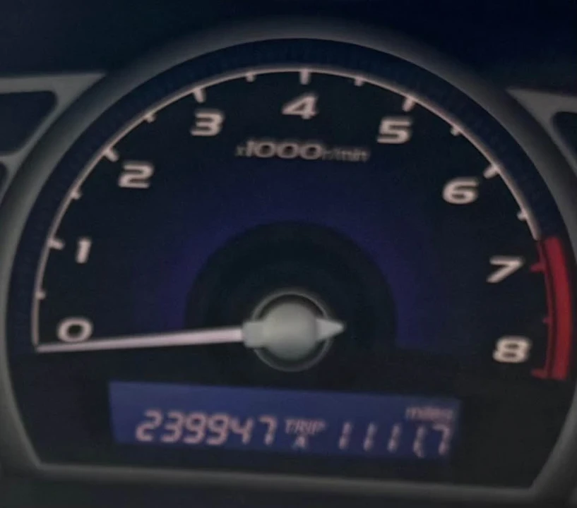 2009 Honda Civic 8th Gen - Image 9 of 12