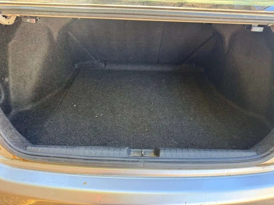 2009 Honda Civic 8th Gen - Image 12 of 12