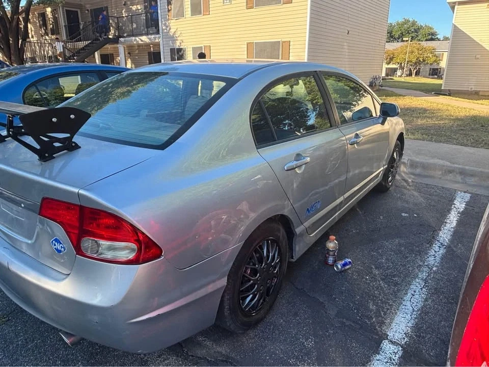2009 Honda Civic 8th Gen - Image 6 of 9