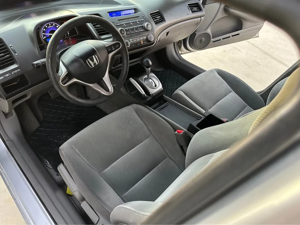 2009 Honda Civic 8th Gen - Image 10 of 13