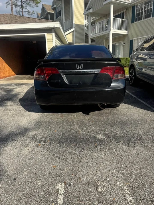 2009 Honda Civic 8th Gen - Image 4 of 9