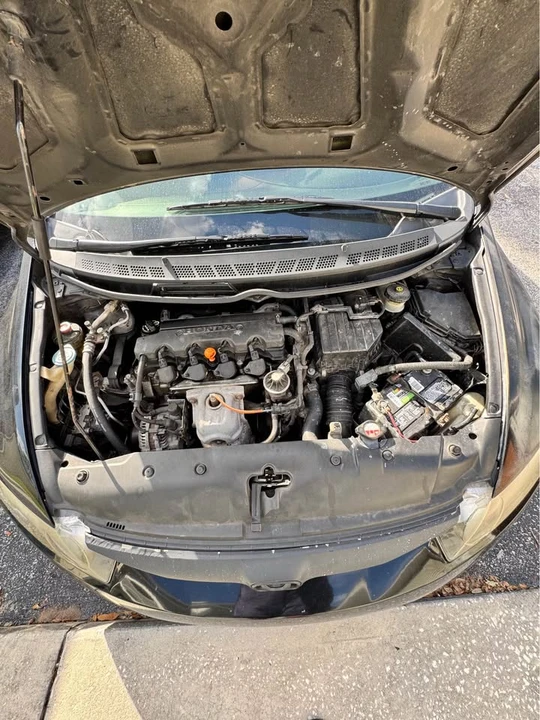 2009 Honda Civic 8th Gen - Image 8 of 9