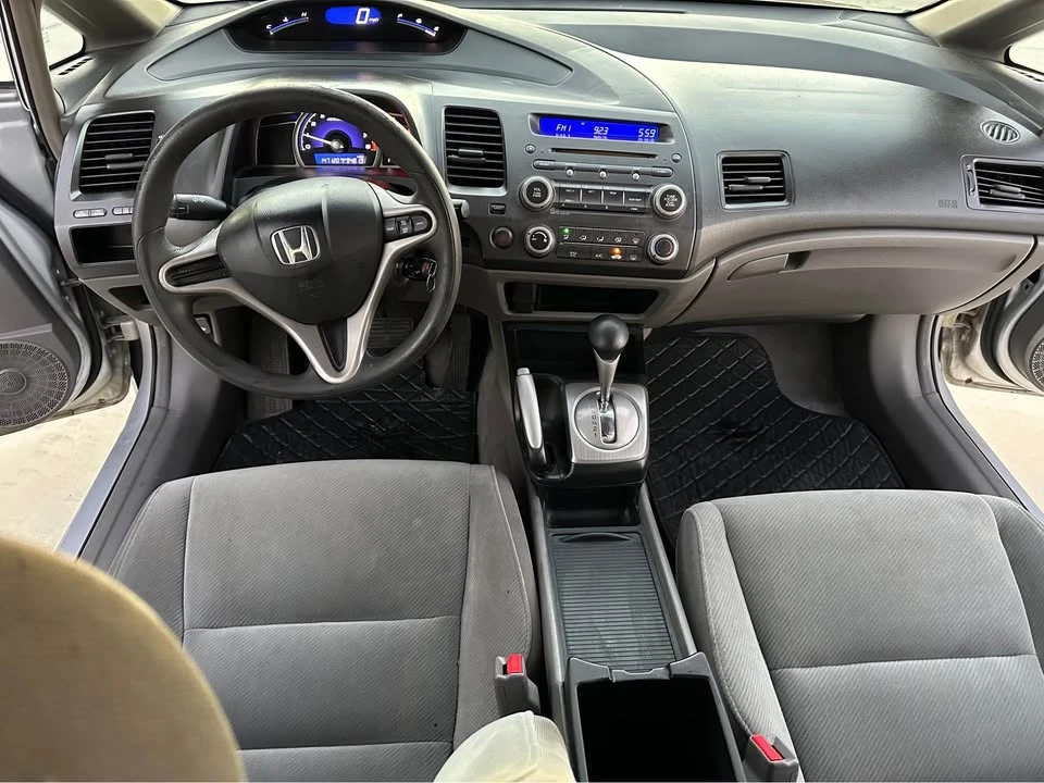 2009 Honda Civic 8th Gen - Image 11 of 13