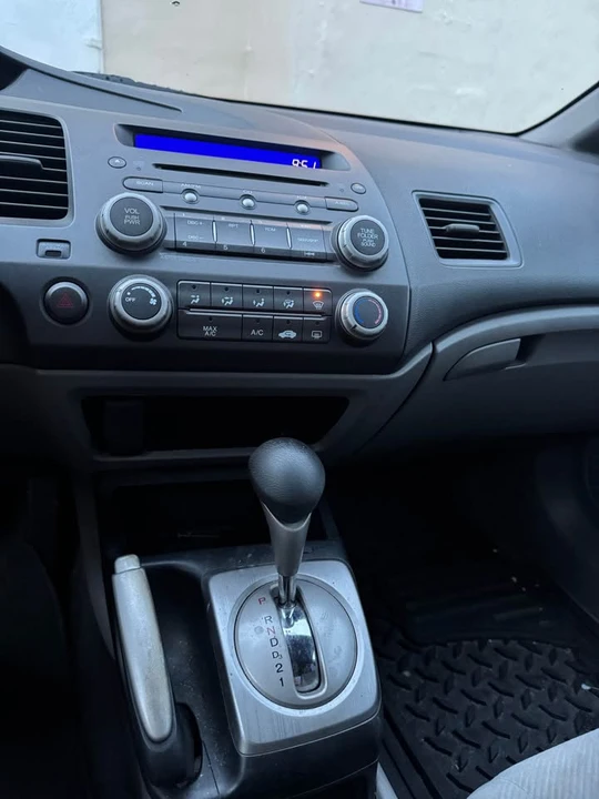 2009 Honda Civic 8th Gen - Image 6 of 6