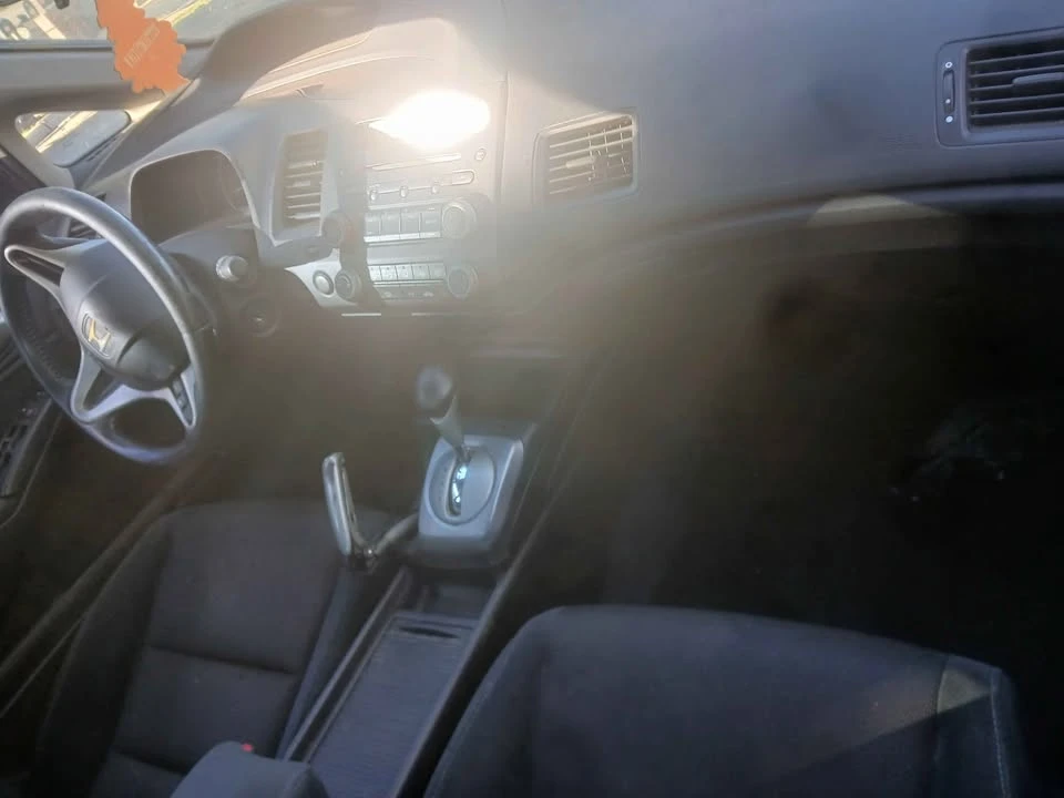 2009 Honda Civic 8th Gen - Image 3 of 4