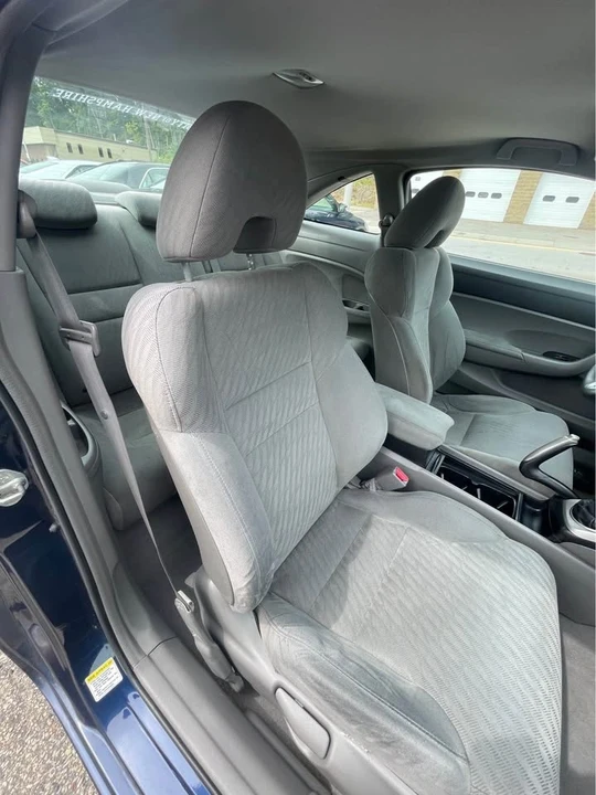 2009 Honda Civic 8th Gen - Image 17 of 19