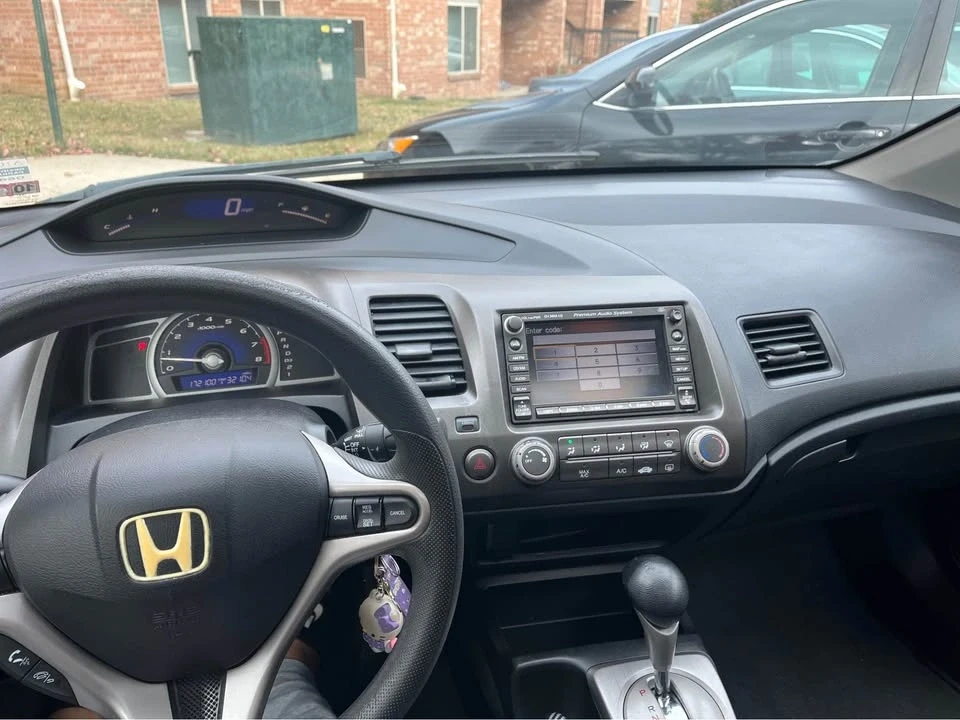 2009 Honda Civic 8th Gen - Image 7 of 10