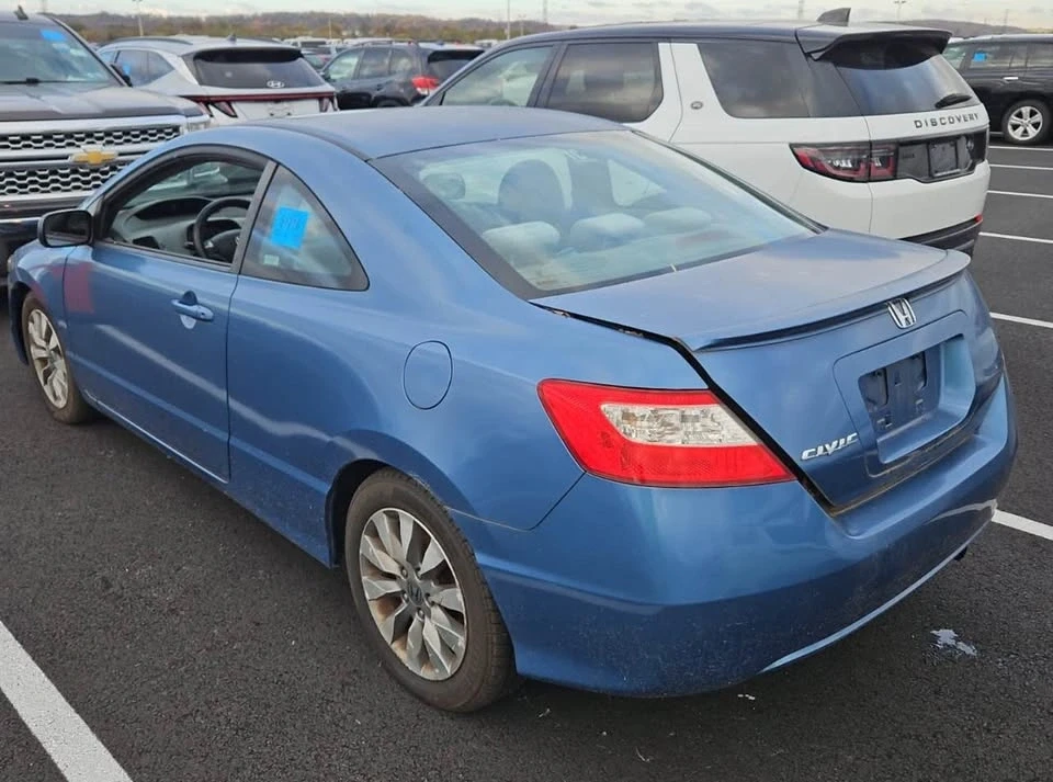 2009 Honda Civic 8th Gen - Image 2 of 15