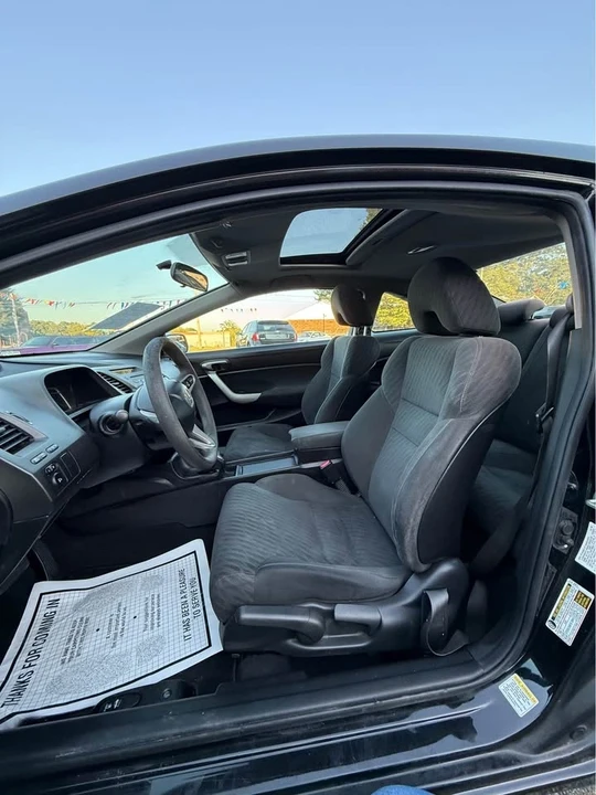 2009 Honda Civic 8th Gen - Image 16 of 20