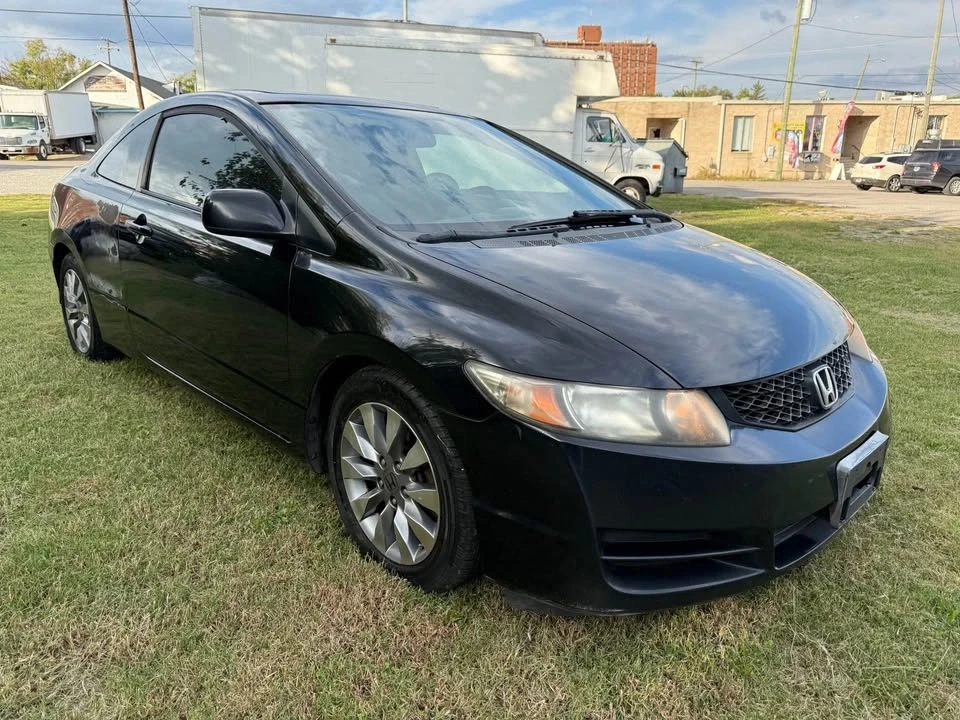 2009 Honda Civic 8th Gen - Image 3 of 12