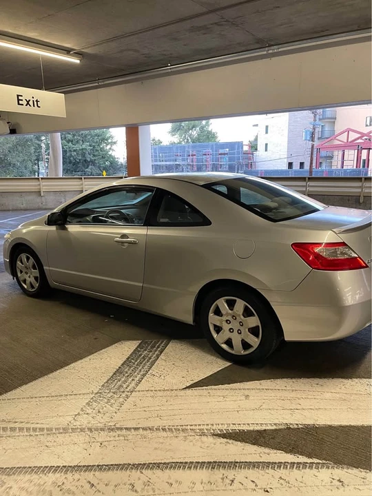 2009 Honda Civic 8th Gen - Image 5 of 11