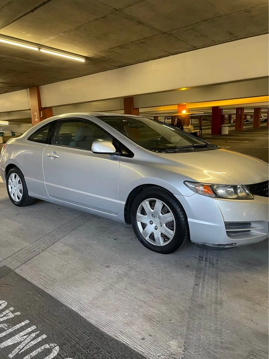 2009 Honda Civic 8th Gen - Image 4 of 11