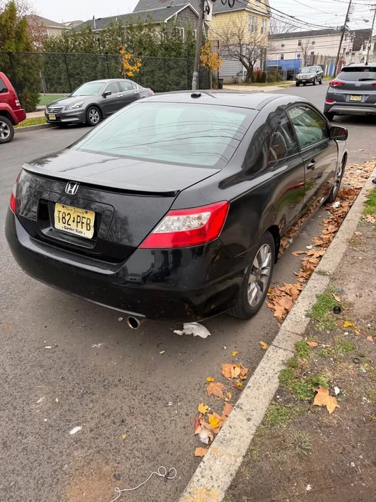 2009 Honda Civic 8th Gen - Image 6 of 8