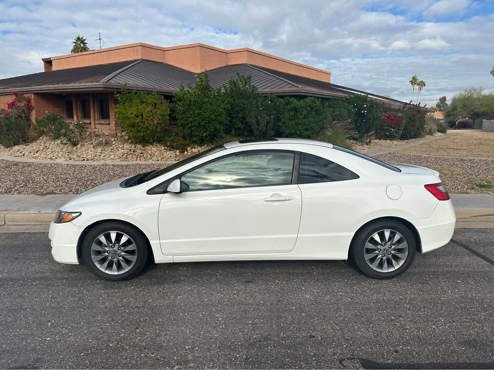 2009 Honda Civic 8th Gen - Image 9 of 15