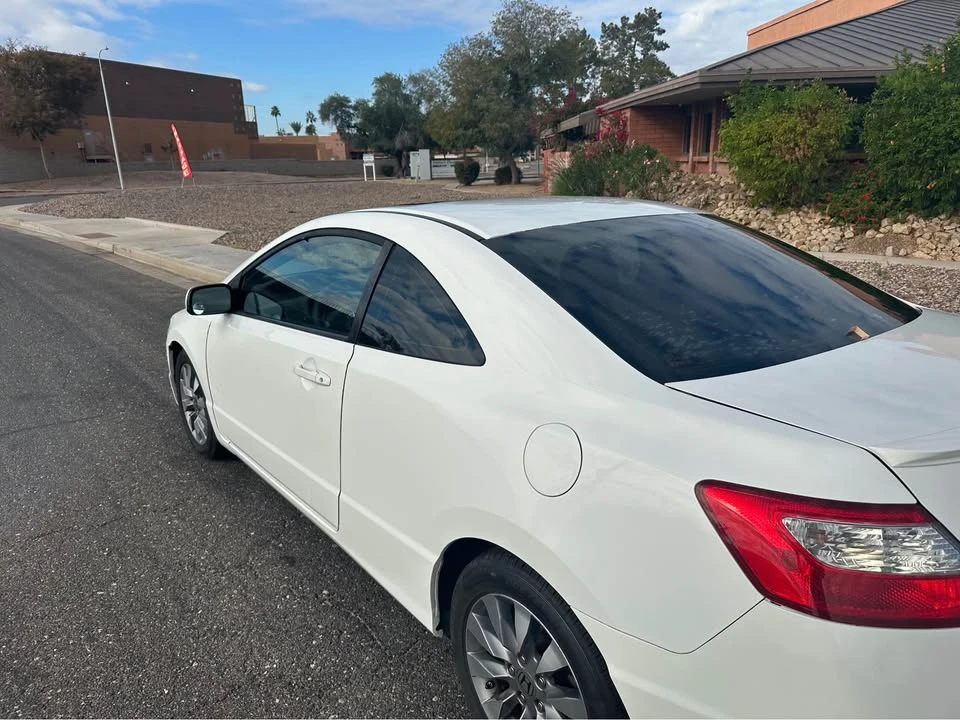 2009 Honda Civic 8th Gen - Image 8 of 15