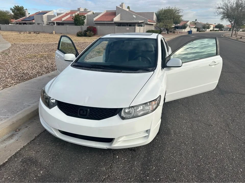 2009 Honda Civic 8th Gen - Image 2 of 15