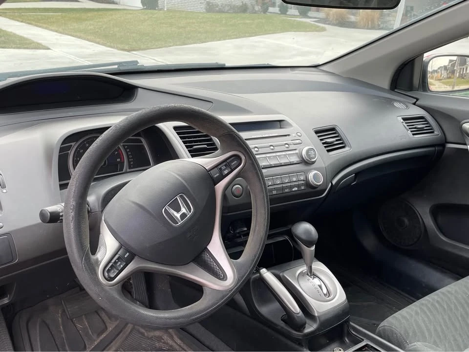 2009 Honda Civic 8th Gen - Image 6 of 9