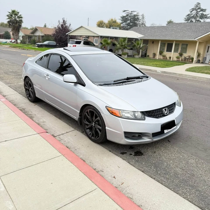 2009 Honda Civic 8th Gen - Image 8 of 11