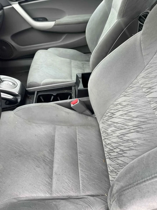 2009 Honda Civic 8th Gen - Image 6 of 9