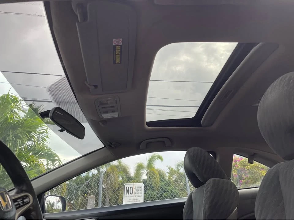 2009 Honda Civic 8th Gen - Image 14 of 15