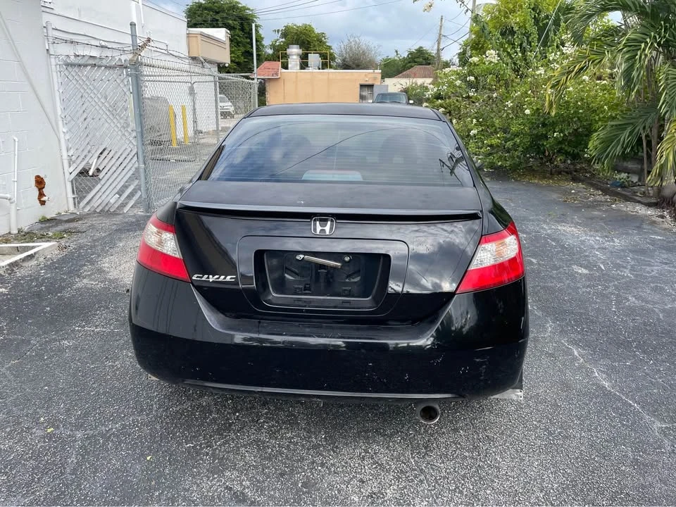 2009 Honda Civic 8th Gen - Image 6 of 15