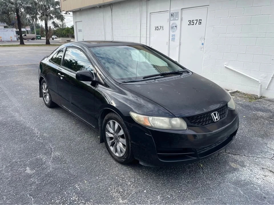 2009 Honda Civic 8th Gen - Image 3 of 15
