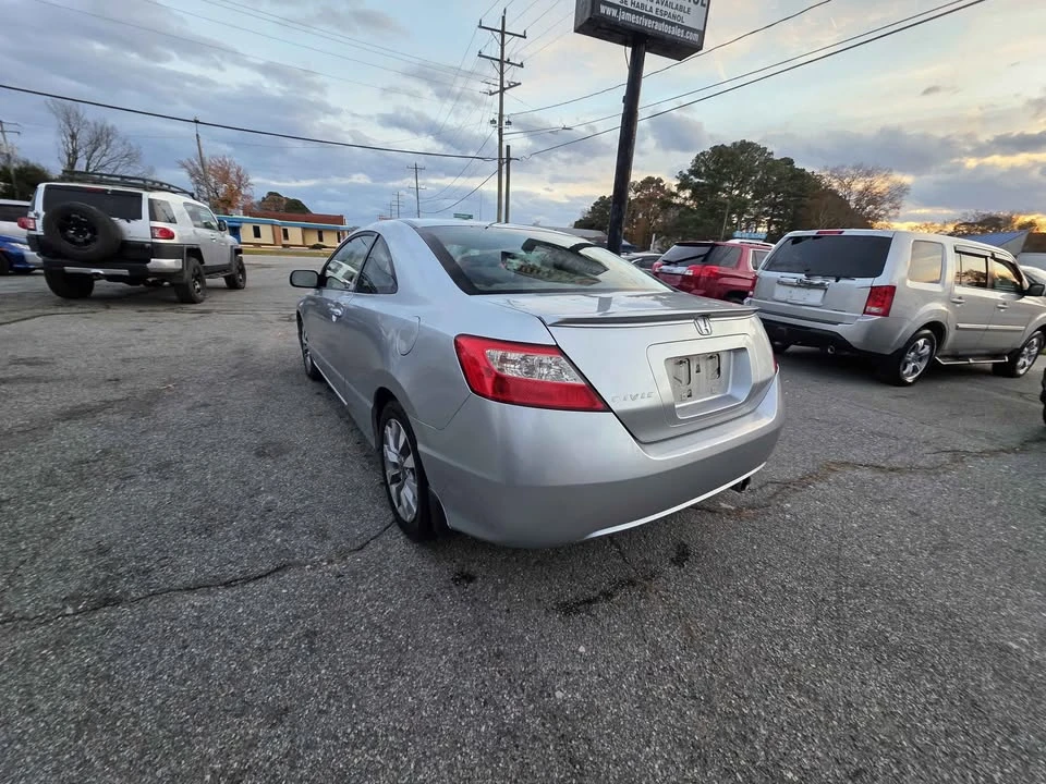 2009 Honda Civic 8th Gen - Image 2 of 6