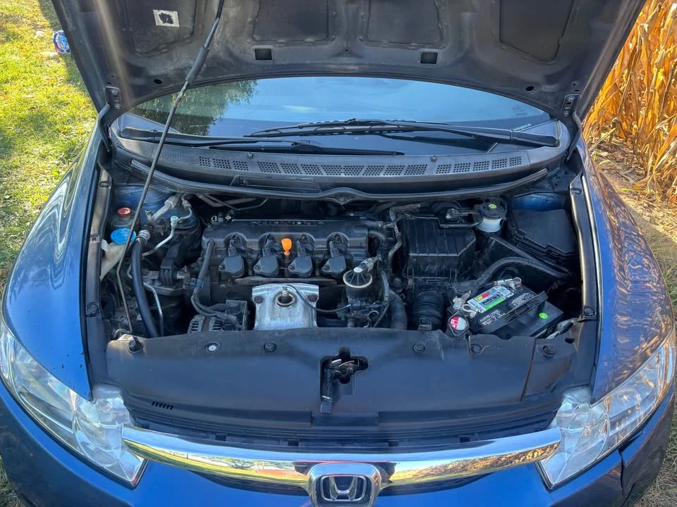 2009 Honda Civic 8th Gen - Image 7 of 8
