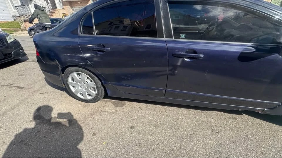 2009 Honda Civic 8th Gen - Image 6 of 11