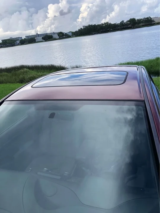 2009 Honda Civic 8th Gen - Image 2 of 17