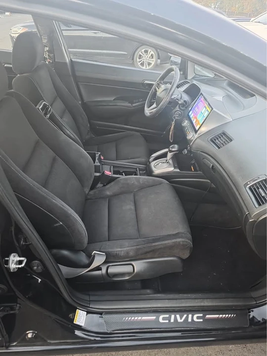 2009 Honda Civic 8th Gen - Image 11 of 13