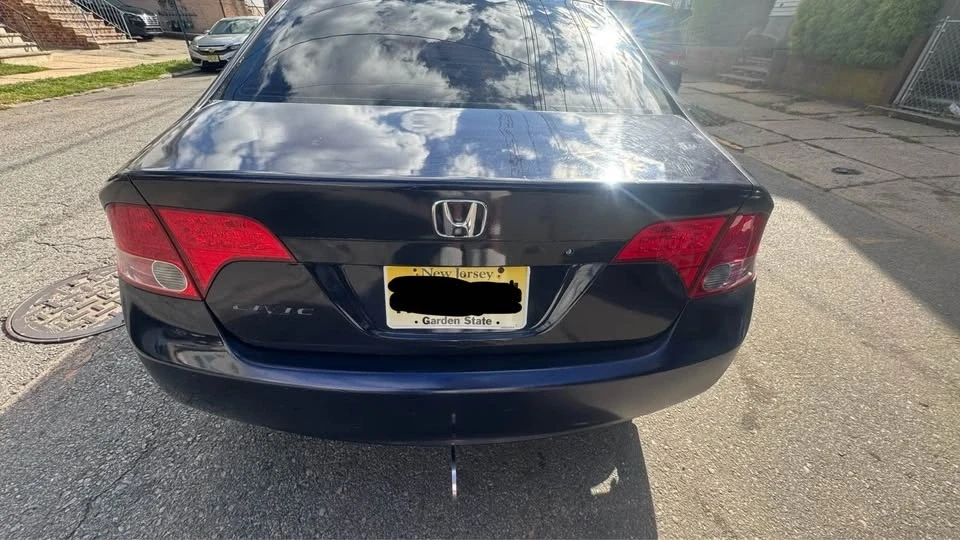 2009 Honda Civic 8th Gen - Image 7 of 11